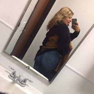 Meet your Posher, Lizbeth